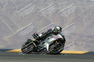 media/Apr-10-2022-SoCal Trackdays (Sun) [[f104b12566]]/Turn 9 (130pm)/